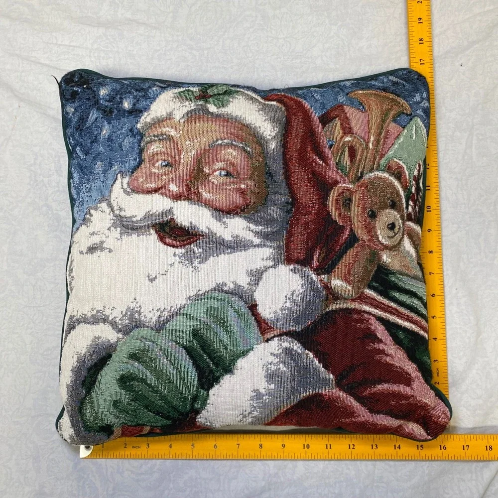 Vintage Christmas Santa Claus Tapestry Throw Pillow 15x15‎ Holiday